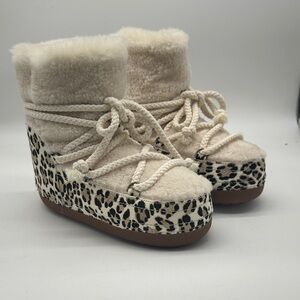 Australia Luxe Collective Mannon Women's Leopard Lace Up Snow Boots size 8 NWT
